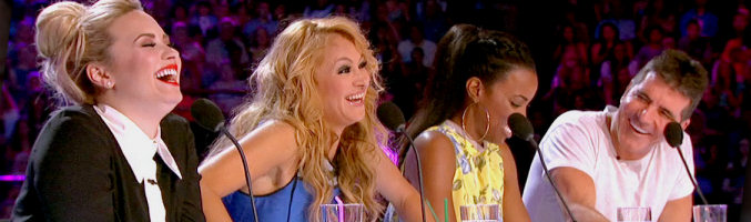Demi Lovato, Paulina Rubio, Kelly Rowland y Simon Cowell en 'The X Factor'
