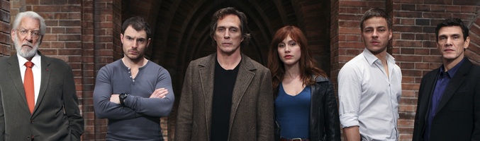 Los protagonistas de 'Crossing Lines'