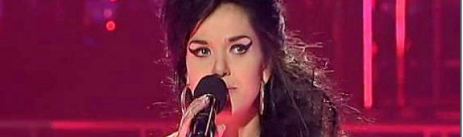 Roko imita a Amy Winehouse en 'Tu cara más solidaria'
