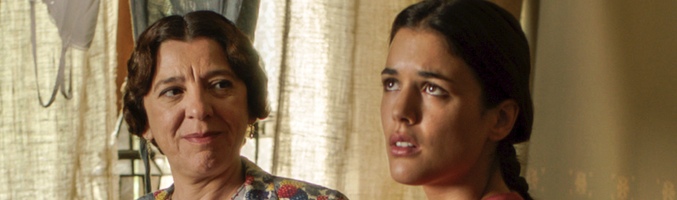 Mari Carmen Sánchez y Adriana Ugarte en &#39;El tiempo entre costuras&#39;