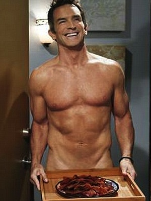 Jeff Probst en 'Dos hombres y medio'