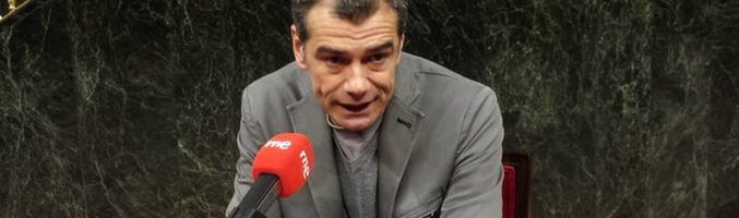 Toni Cantó durante la entrevista en RNE