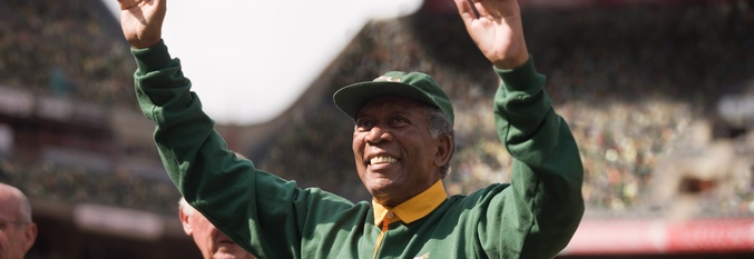 Morgan Freeman es Nelson Mandela en "Invictus"