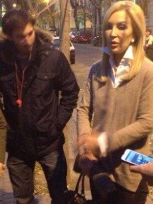 Carmen Lomana a las puertas de Intereconomía