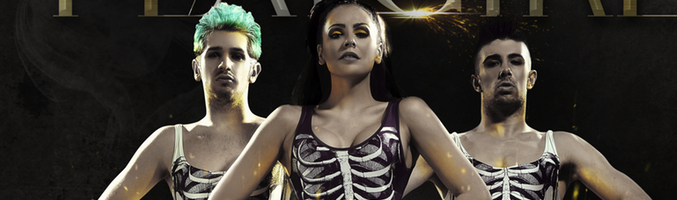 Amor Romeira junto con sus dos bailarines,Txema Sanmar y Andrés Pardo