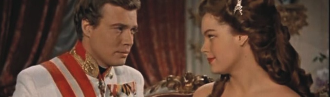 Romy Schneider y Karlheinz Böhm en la película &quot;Sissi Emperatriz&quot;