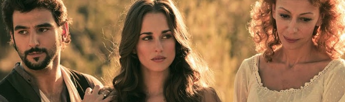 Antonio Velázquez, Silvia Alonso y Elisa Matilla en 'Tierra de lobos'