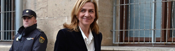 La infanta Cristina entrando a declarar como imputada por el caso Nóos
