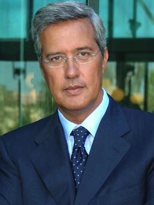 Ernesto Sáenz de Buruaga