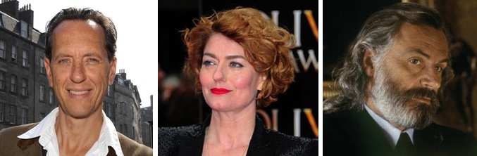 Richard E. Grant, Anna Chancellor y Rade Sherbedgia