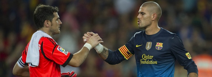 Iker Casillas y Victor Valdés, progatonistas de 'Los guantes de la portería'