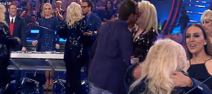 Àngel Llàcer se da un pico con Las Supremas de Móstoles en 'Tu cara me suena'