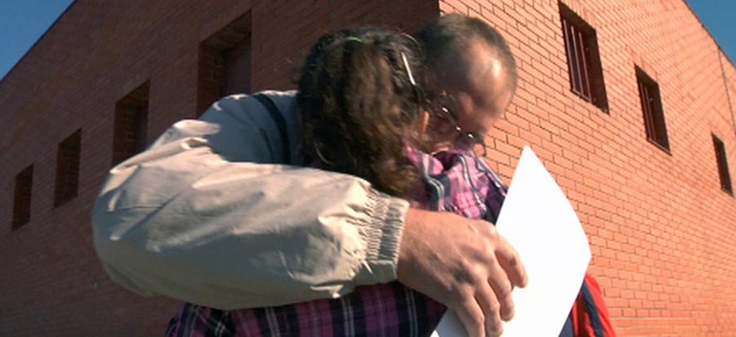 Reencuentro de un preso con su familia en &#39;Entre rejas&#39;