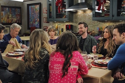 Escena del episodio de 'Girl Meets World' en el que aparece Rider Strong
