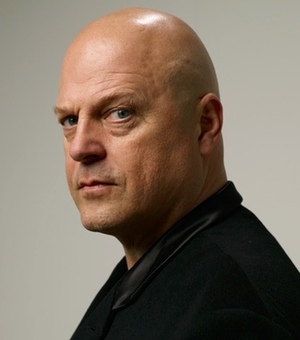 Michael Chiklis