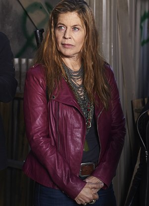 Linda Hamilton