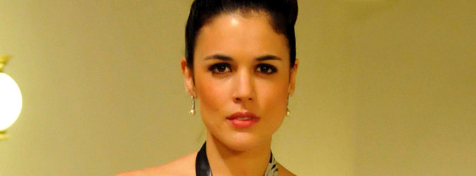 Adriana Ugarte como Sira Quiroga en 'El tiempo entre costuras'
