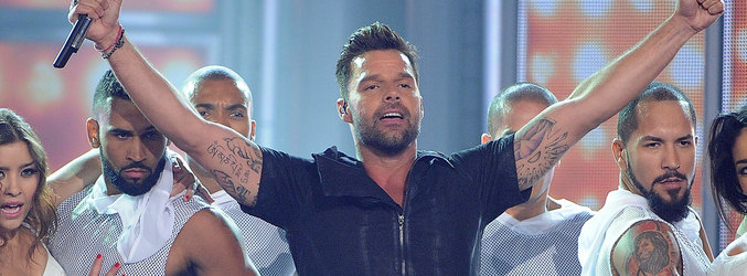 Ricky Martin actúa en los Billboard Music Awards