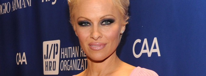 Pamela Anderson confiesa sus abusos