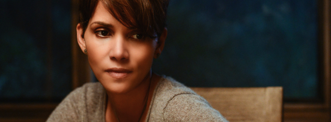 Halle Berry como una astronauta en 'Extant'