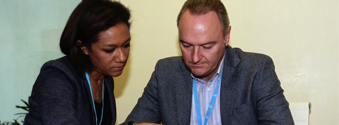 Lola Johnson con Alberto Fabra