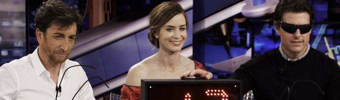 Pablo Motos junto a Emily Blunt y Tom Cruise en 'El Hormiguero'