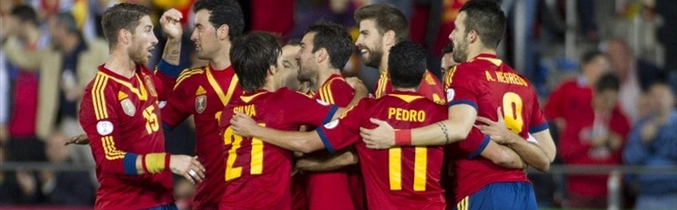 La selección española celebra un gol en el último amistoso frente a Bolivia