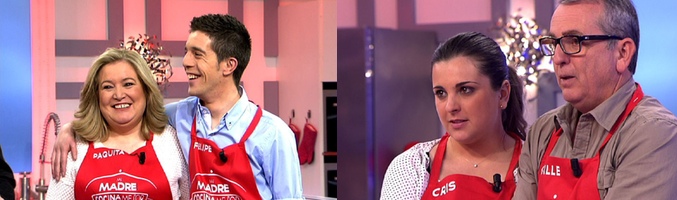 A la izquierda, Paquita y Felipe; a la derecha, Guille y Cris