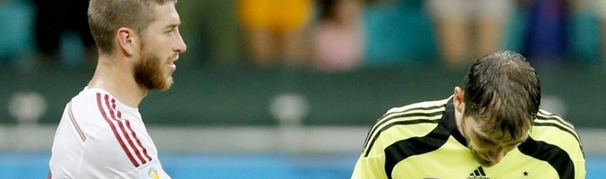 Ramos y Casillas tras el 1-5 ante Holanda