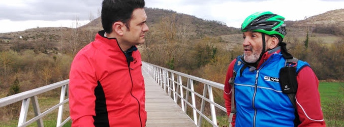 Iñaki López junto con Juanito Oiarzabal