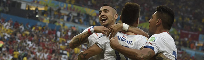 Chile celebra su victoria después de ganar a la Campeona del Mundo