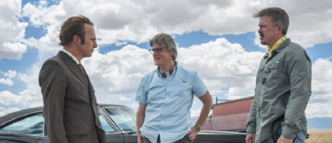 Bob Odenkirk (izquierda), Peter Gould (centro) y Vince Gilligan (derecha) en la primera imagen de &#39;Better Call Saul&#39;
