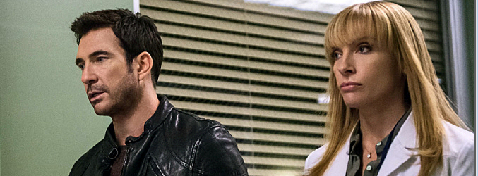 Dylan McDermott y Toni Collette en 'Rehenes'