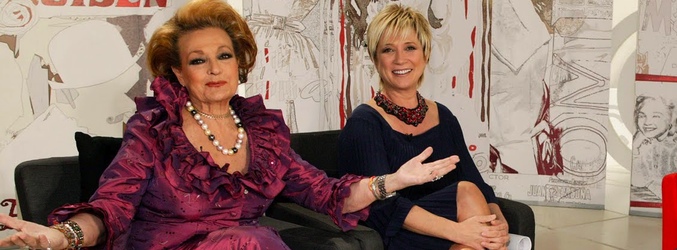 Carmen Sevilla e Inés Ballester en 'Cine de barrio'