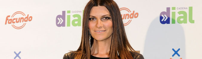 Laura Pausini en los Premios Cadena Dial 2011