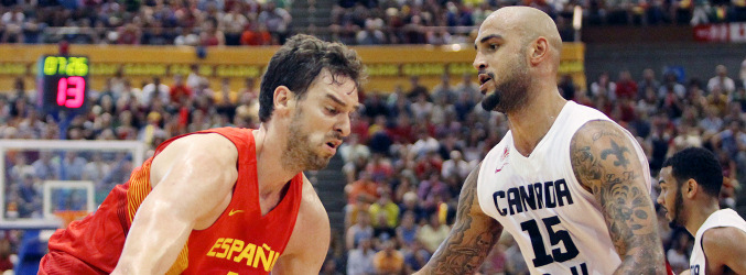 Pau Gasol durante uno de los partidos de la ÑBA contra Canadá