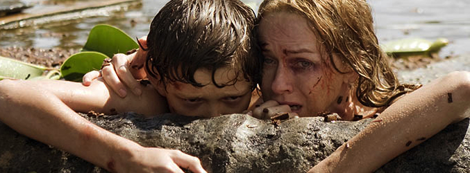 Tom Holland y Naomi Watts en "Lo imposible"