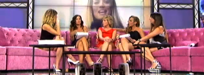 Mercedes Milá junto a las presentadoras de 'Hable con ellas'