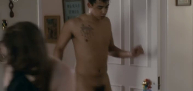 Jordan Stephens protagoniza un desnudo integral en &#39;Glue&#39;