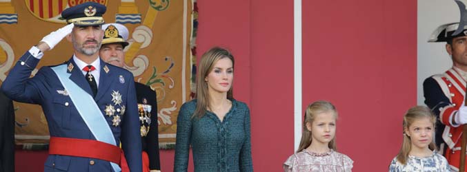 Los Reyes de España, la Princesa Leonor y la Infanta Sofía en el Día de la Hispanidad 2014
