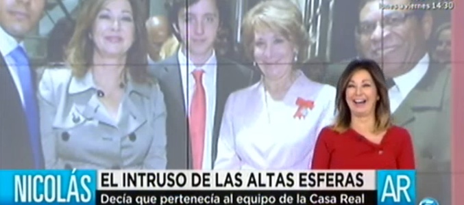 Fotografía de Ana Rosa Quintana junto a "el pequeño Nicolás"