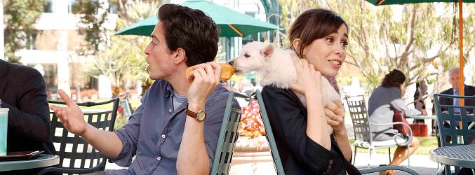 Ben Feldman y Cristin Milioti, protagonistas de la comedia romántica 'A to Z'