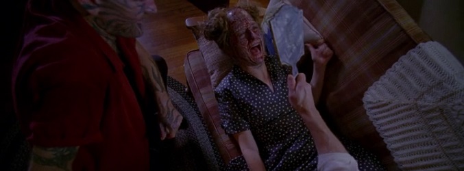 Penny tras su sesión de tatuaje