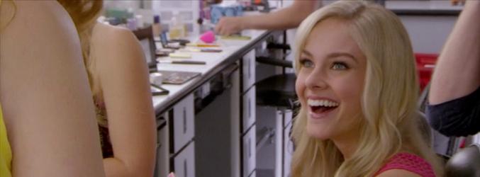 Ashley es April en &#39;Seeing Red&#39;