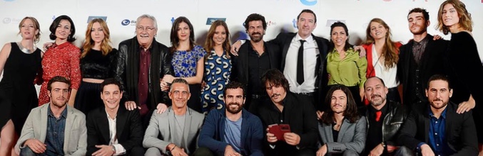 Actores asistentes al último capítulo de 'Isabel'