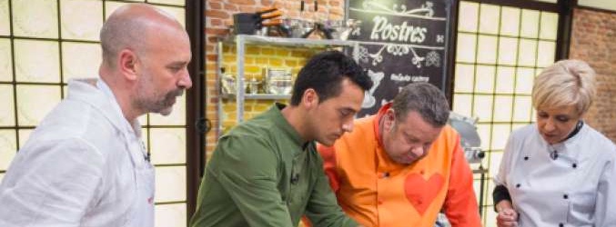 Chef amateur junto a los jurados gala &#39;Top Chef&#39;