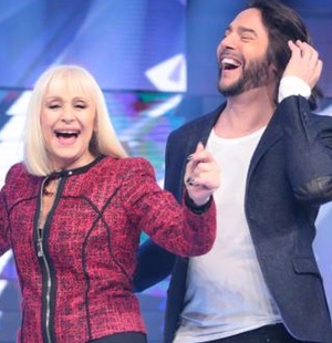 Carrà y Cortés en la presentación del programa