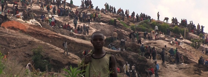 Fotograma del reportaje de 'En tierra hostil' grabado en el Congo