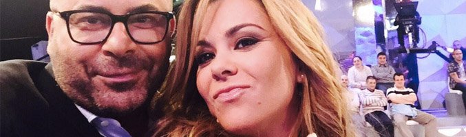 Selfie o autorretrato de Jorge Javier Vázquez con Mª José Campanario