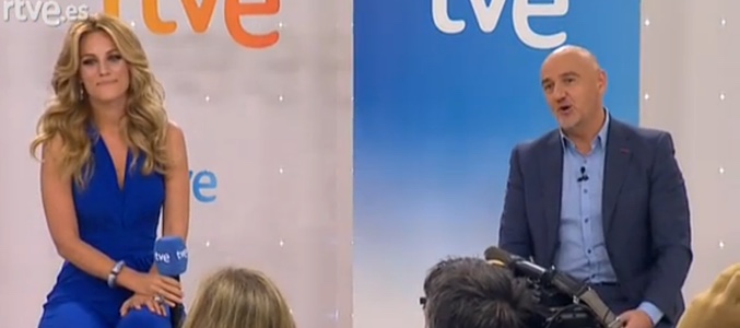 Edurne e Ignacio Gómez-Acebo, durante la rueda de prensa del &#39;Festival de Eurovisión 2015&#39;